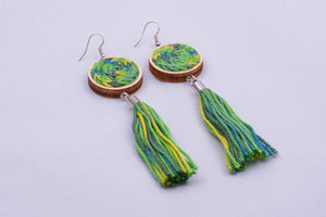 Yarn disk earrings with tassel